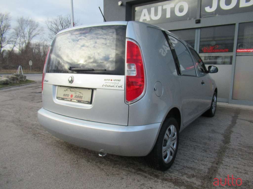 2015' Skoda Praktik photo #5