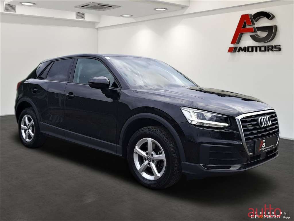 2019' Audi Q2 photo #2