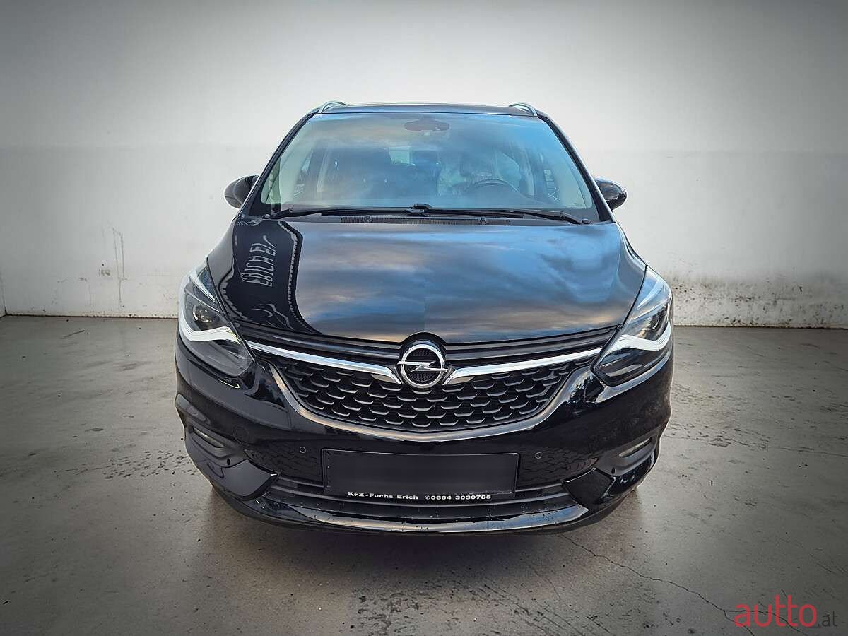 2017' Opel Zafira photo #2