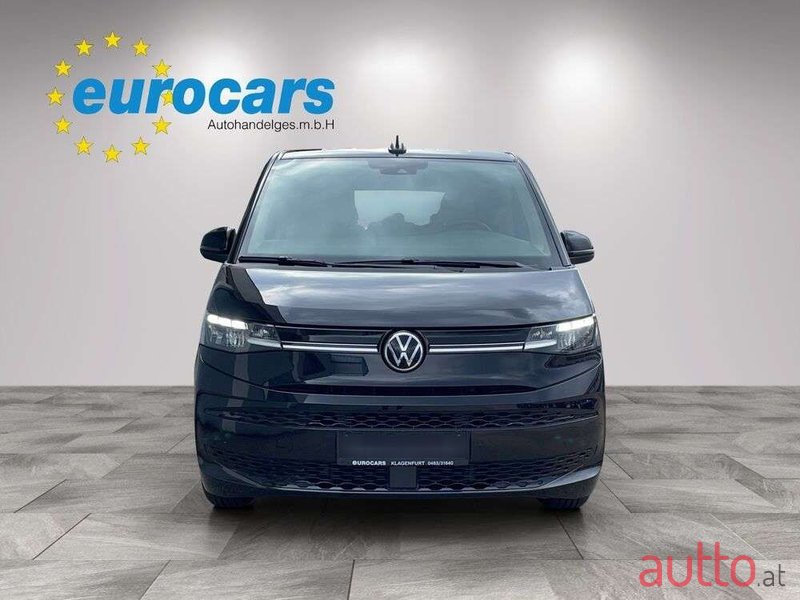 2023' Volkswagen Multivan photo #2