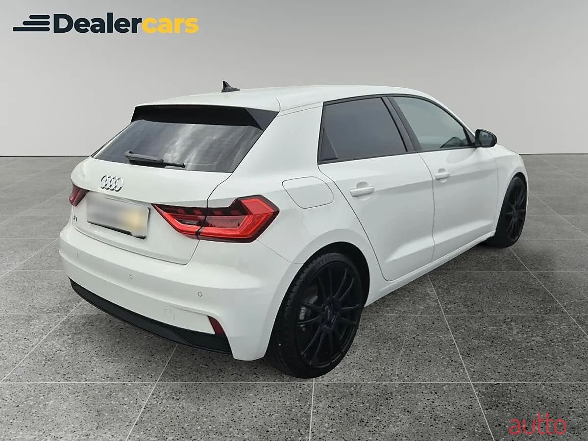 2023' Audi A1 photo #5