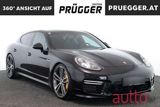 2013' Porsche Panamera photo #3