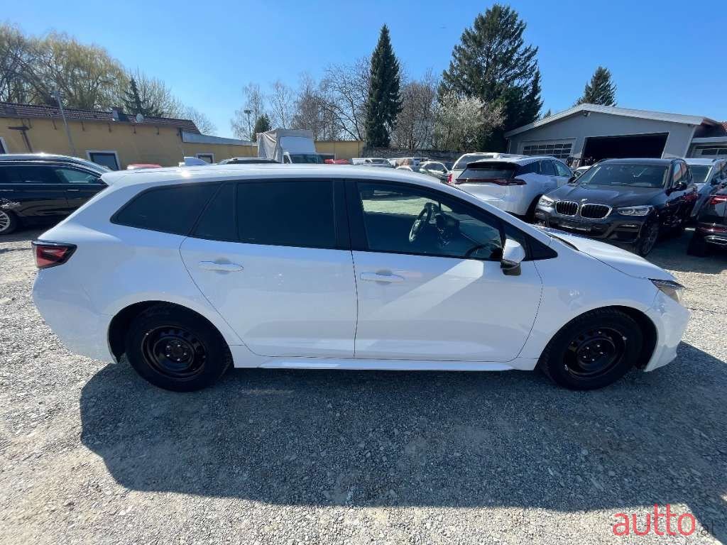 2022' Toyota Corolla photo #4