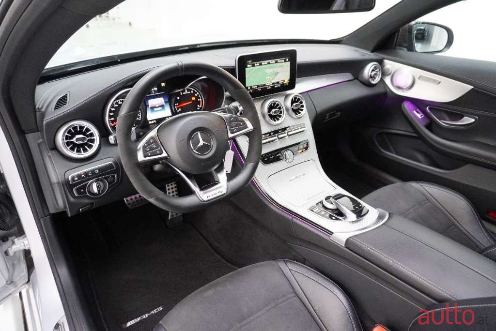 2017' Mercedes-Benz C-Klasse photo #2