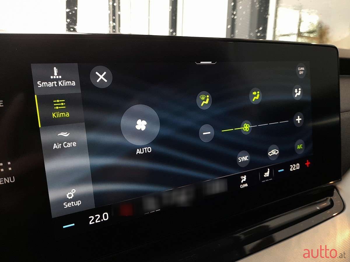 2023' Skoda Octavia photo #6