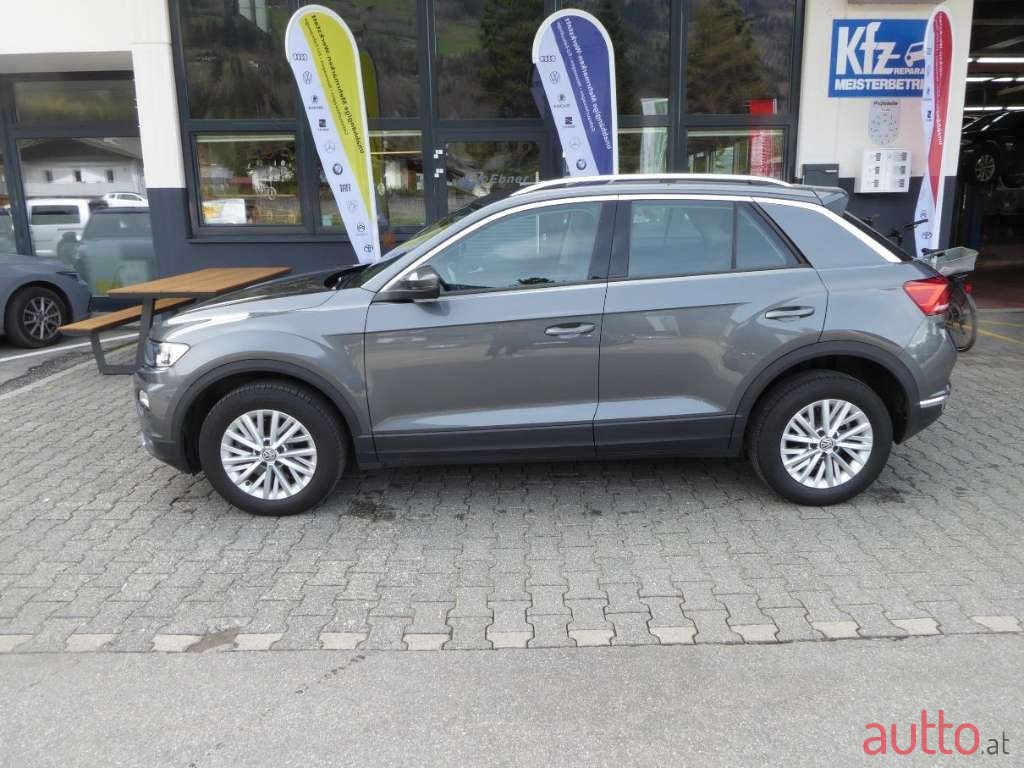 2018' Volkswagen T-Roc photo #3