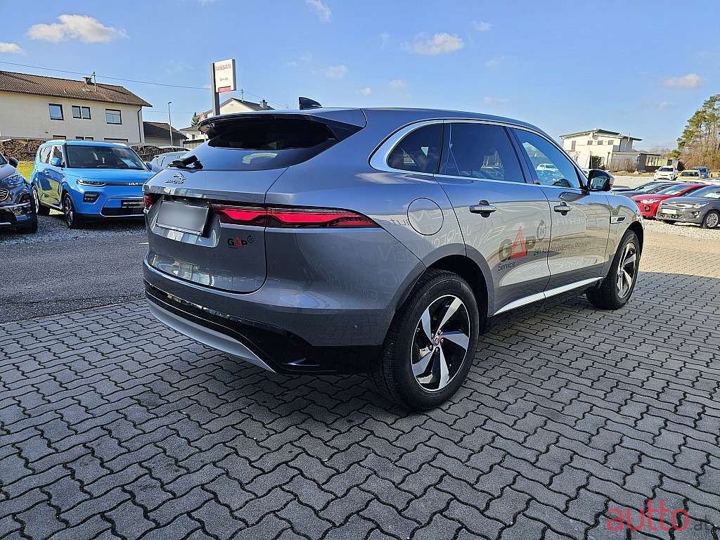 2021' Jaguar F-Pace photo #3