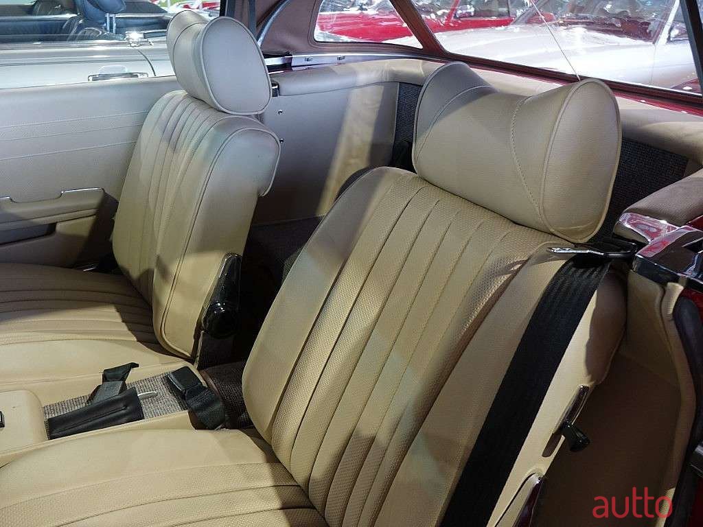 1974' Mercedes-Benz Sl-Klasse photo #2