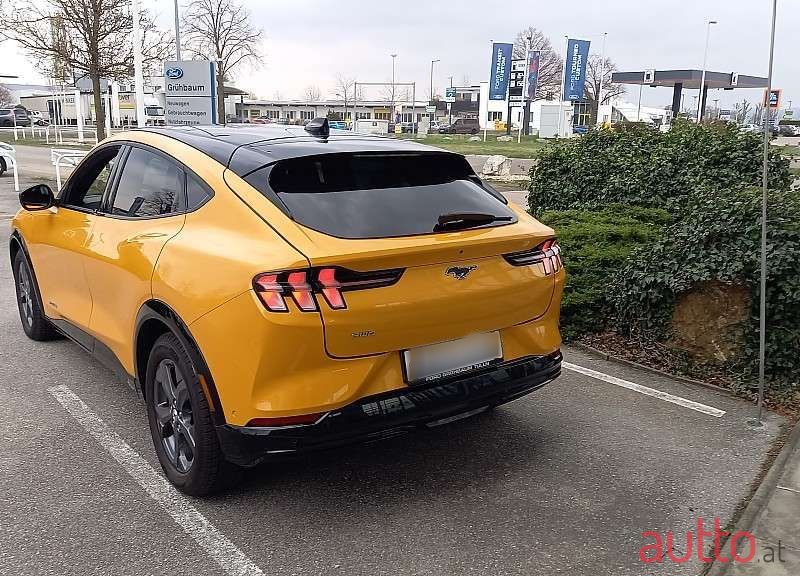 2022' Ford Mustang Mach-E photo #4