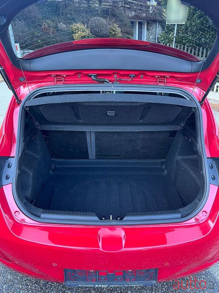 2013' Hyundai i30 photo #2