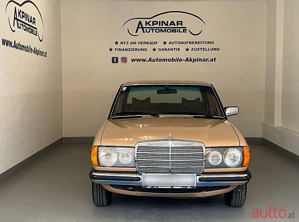 1977' Mercedes-Benz W123 240 D photo #3