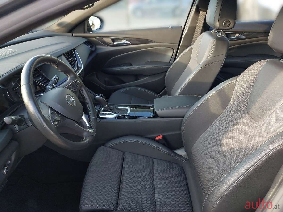 2022' Opel Insignia photo #4