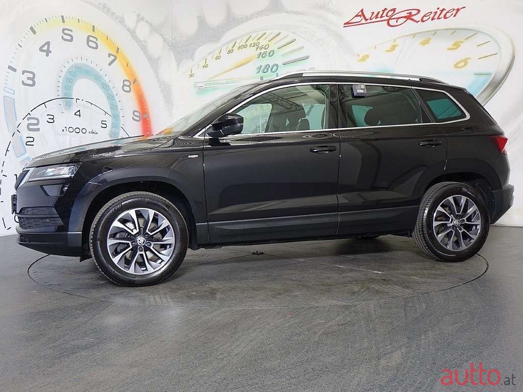 2020' Skoda Karoq photo #2