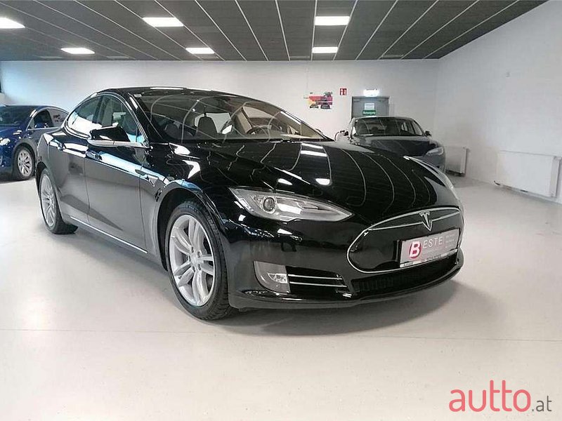 2013' Tesla Model S photo #1