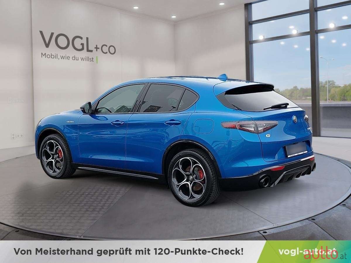 2024' Alfa Romeo Stelvio photo #3