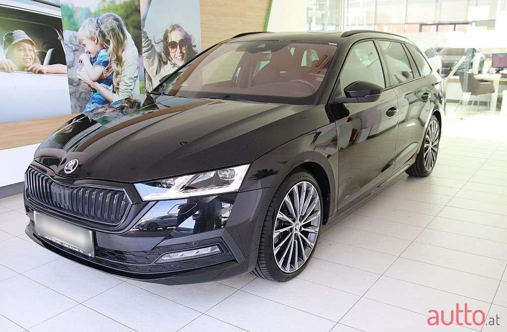 2022' Skoda Octavia photo #1