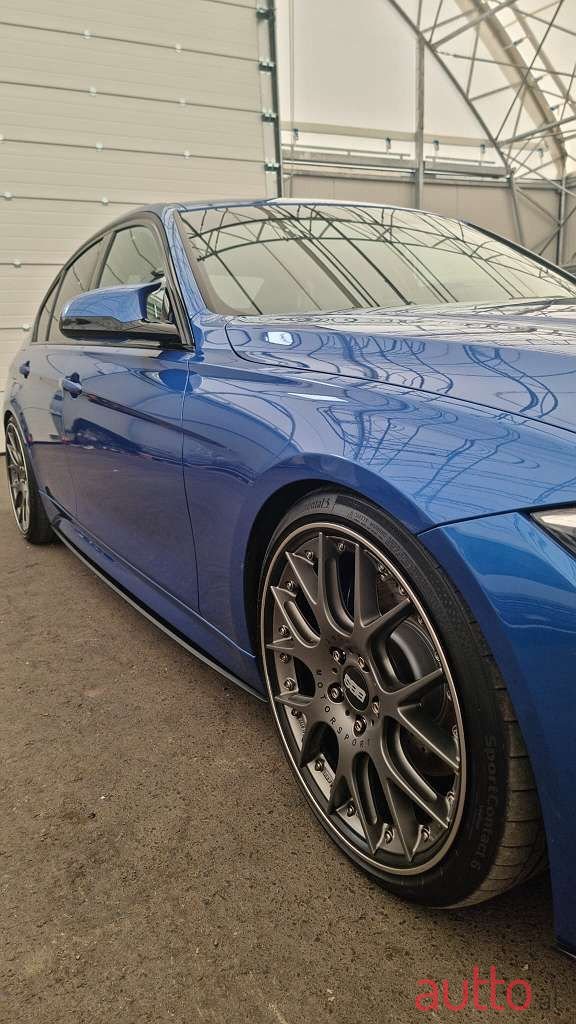 2014' BMW 3Er-Reihe photo #3