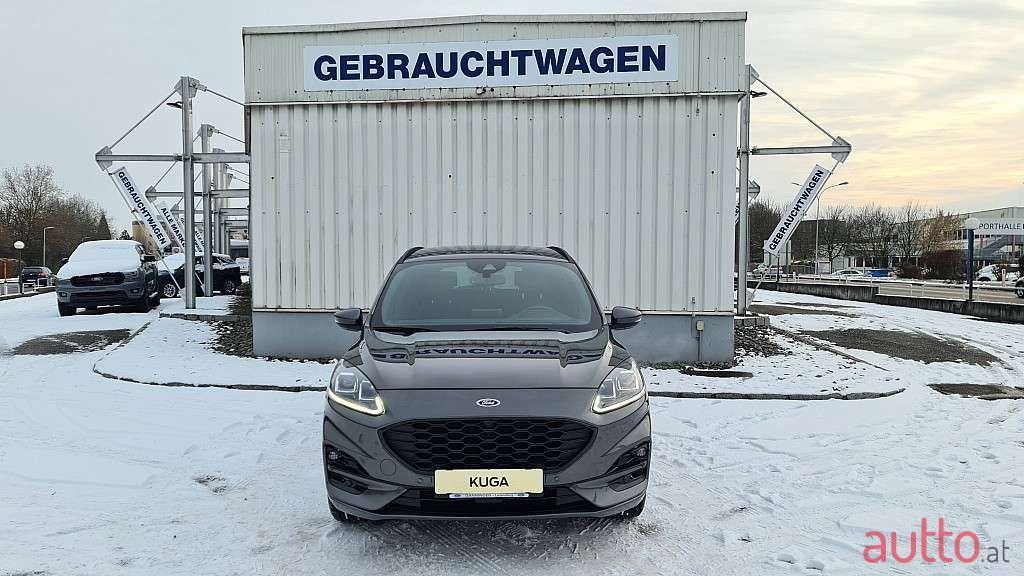 2022' Ford Kuga photo #1