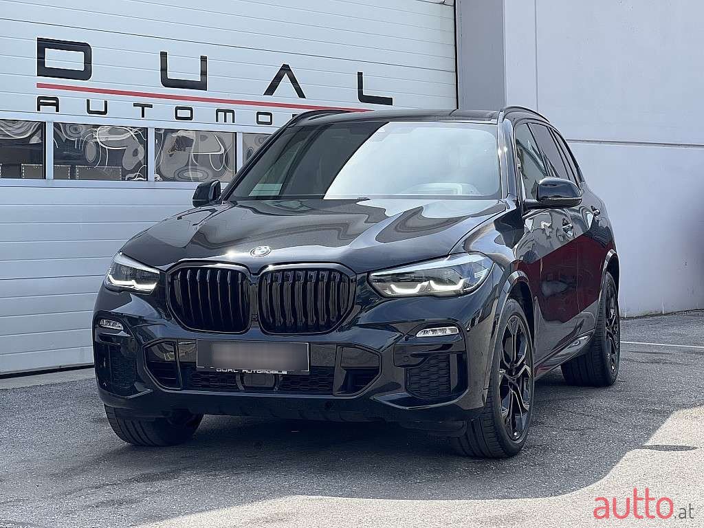 2019' BMW X5 photo #1