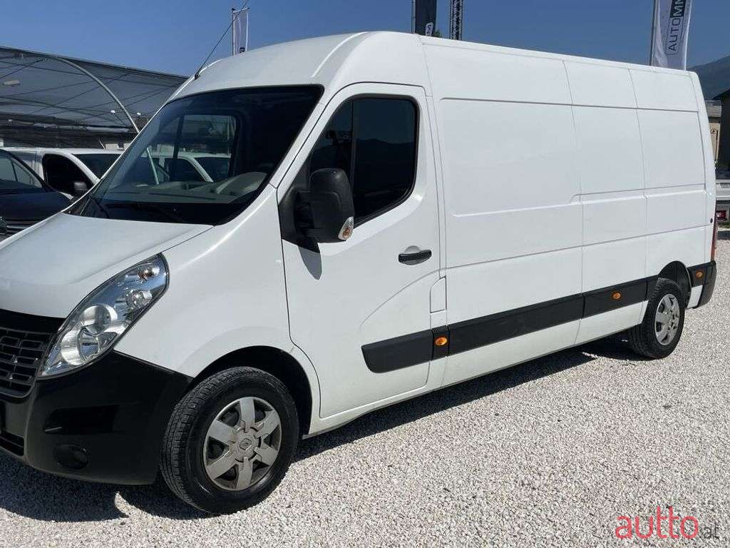 2018' Renault Master photo #1