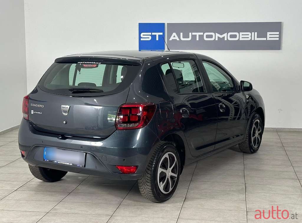 2020' Dacia Sandero photo #3