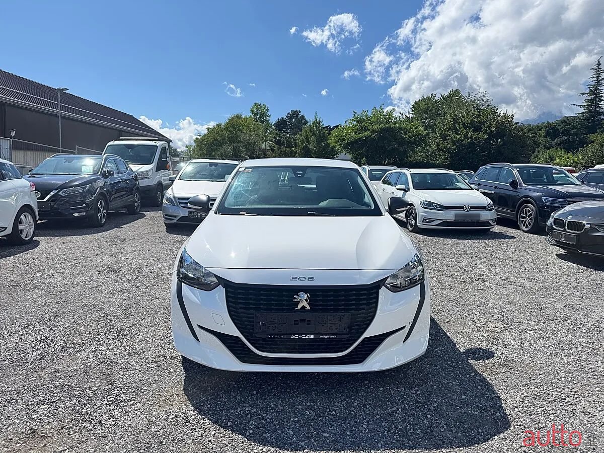 2020' Peugeot 208 photo #3