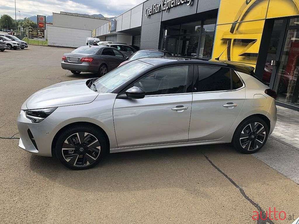 2022' Opel Corsa photo #3