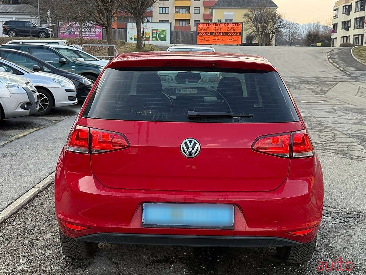 2013' Volkswagen Golf photo #5