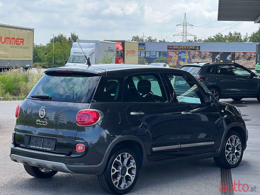 2013' Fiat 500L photo #2