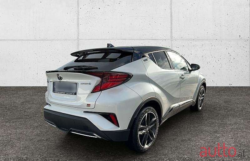 2023' Toyota C-HR photo #5