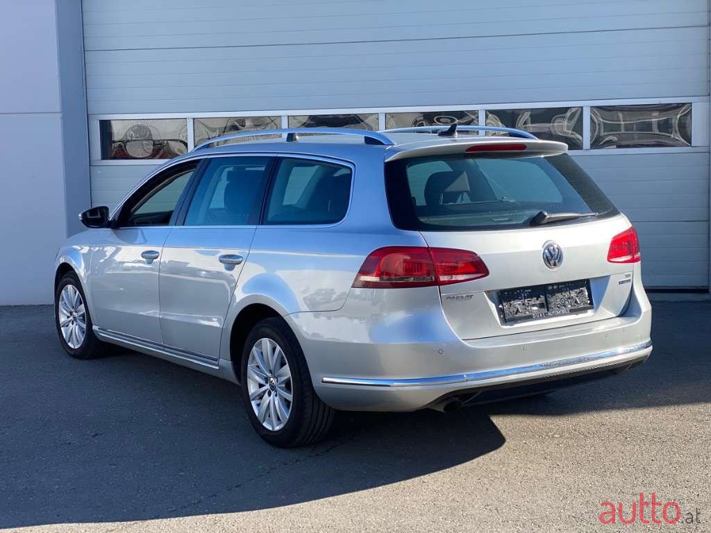 2013' Volkswagen Passat photo #3