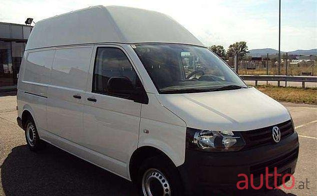 2013' Volkswagen T5 photo #1