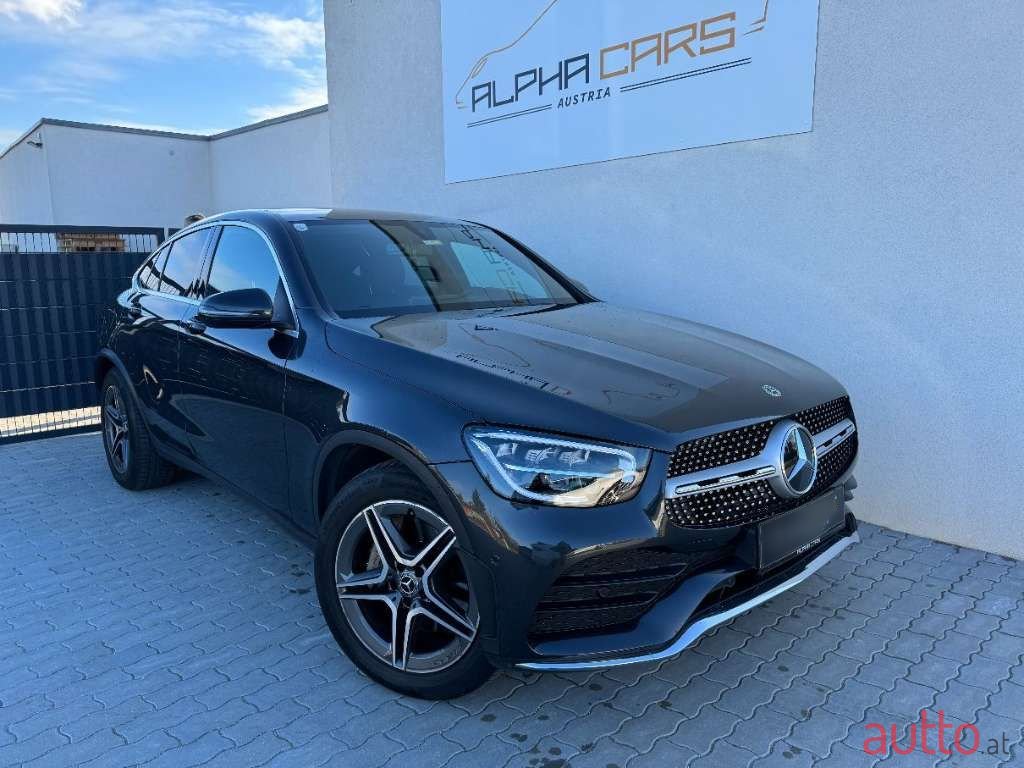 2020' Mercedes-Benz Glc-Klasse photo #2