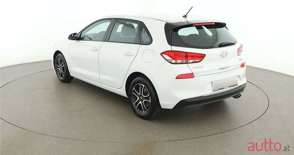 2019' Hyundai i30 photo #4
