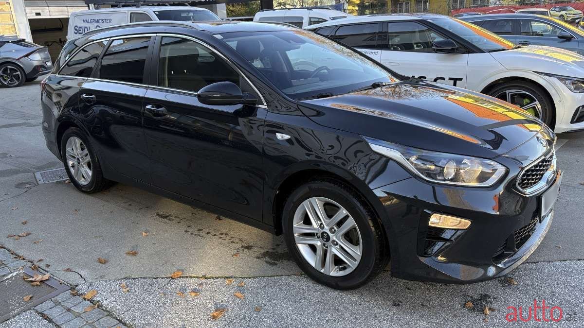 2021' Kia Ceed photo #2