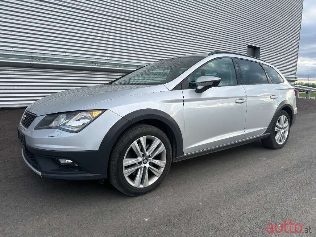 2016' SEAT Leon photo #2