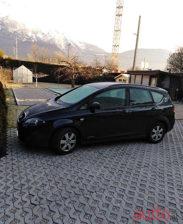 2012' SEAT Altea Xl photo #1