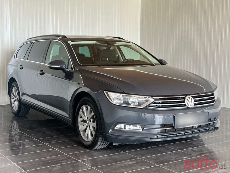 2018' Volkswagen Passat photo #2