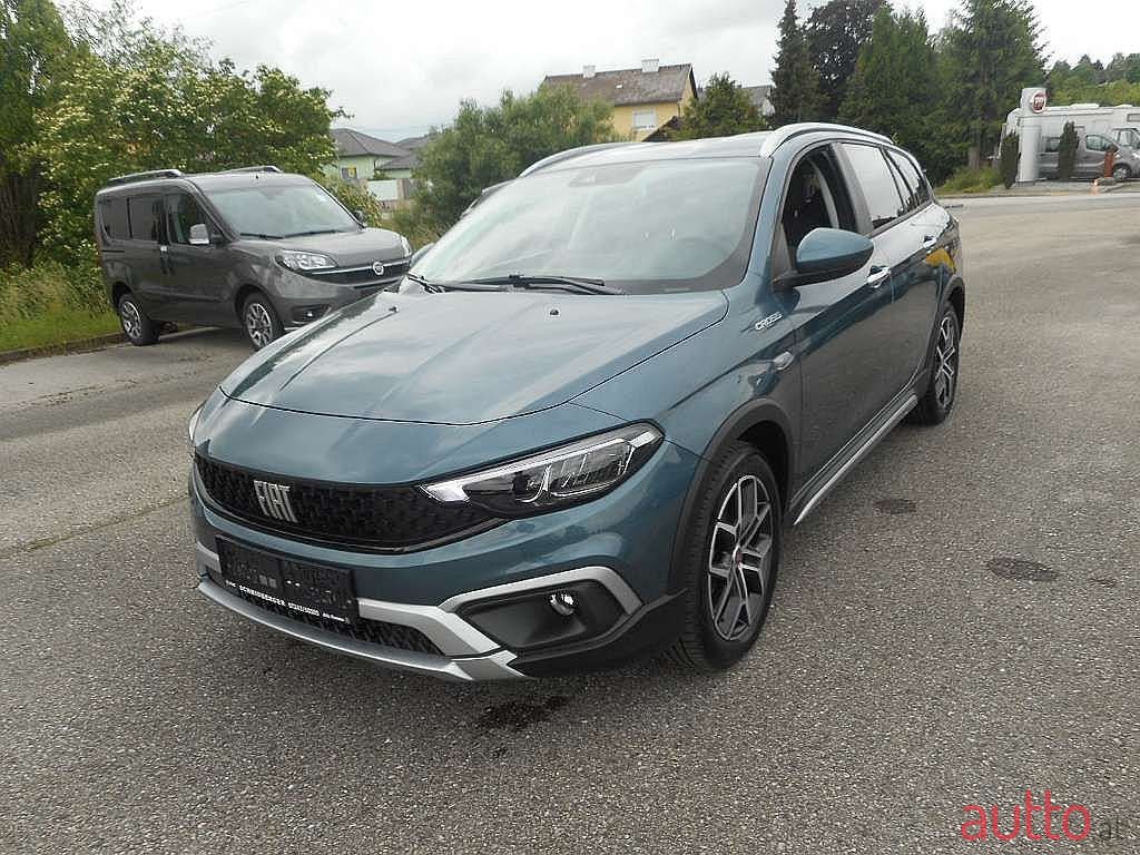 2022' Fiat Tipo photo #1