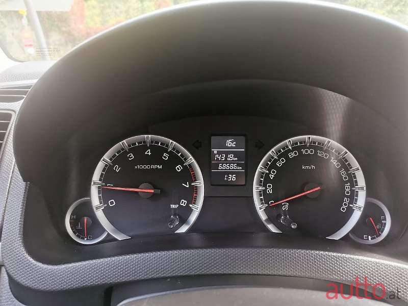 2013' Suzuki Swift photo #4