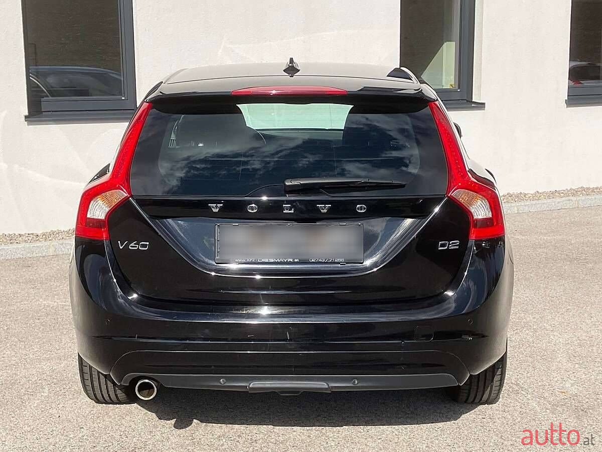 2016' Volvo V60 photo #4