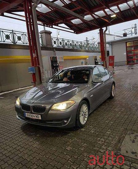 2012' BMW 5Er-Reihe photo #1