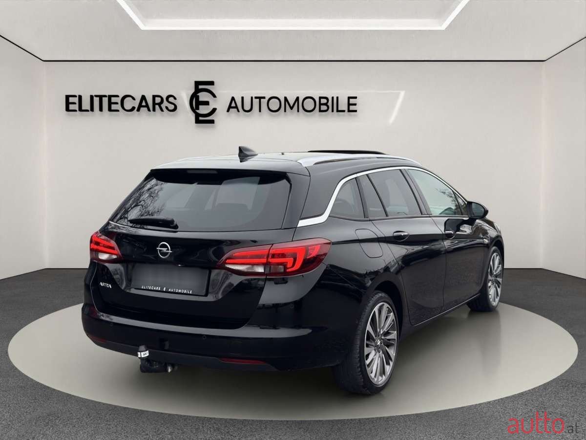 2017' Opel Astra photo #3