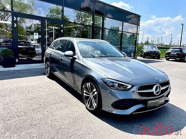 2014' Mercedes-Benz C-Klasse photo #1