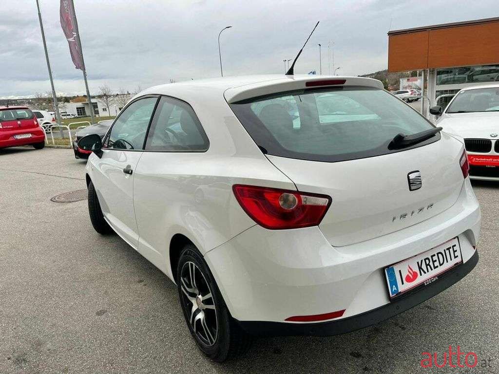 2009' SEAT Ibiza photo #5