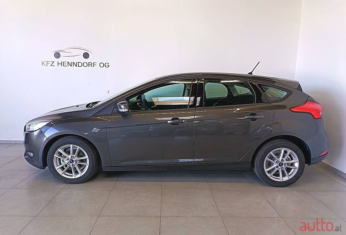 2018' Ford Focus photo #3