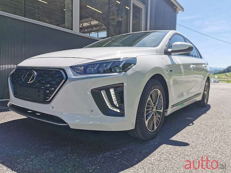 2021' Hyundai Ioniq photo #1
