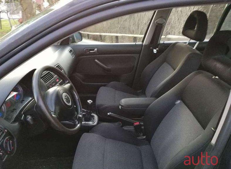 2001' Volkswagen Bora photo #2