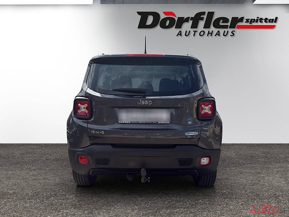 2016' Jeep Renegade photo #4