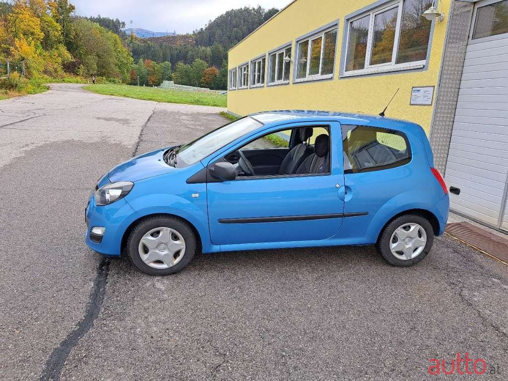 2013' Renault Twingo photo #5